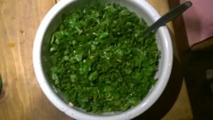 Wild herb salat with spring onions